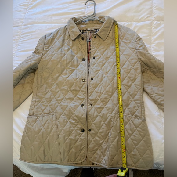 Tan Burberry Quilted Jacket Size M - Picture 13 of 13